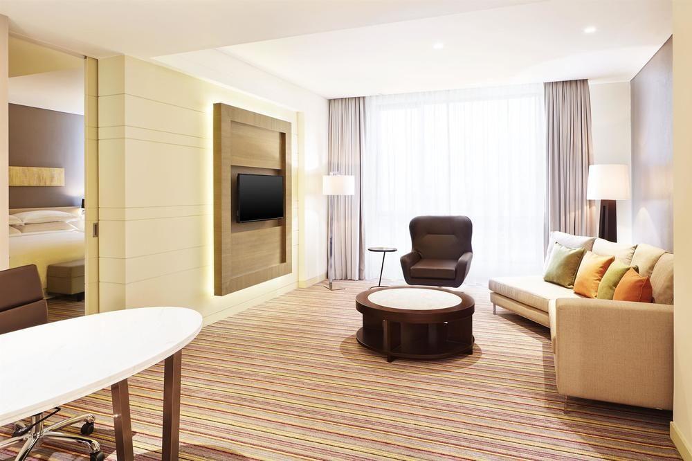 Four Points By Sheraton Puchong Εξωτερικό φωτογραφία