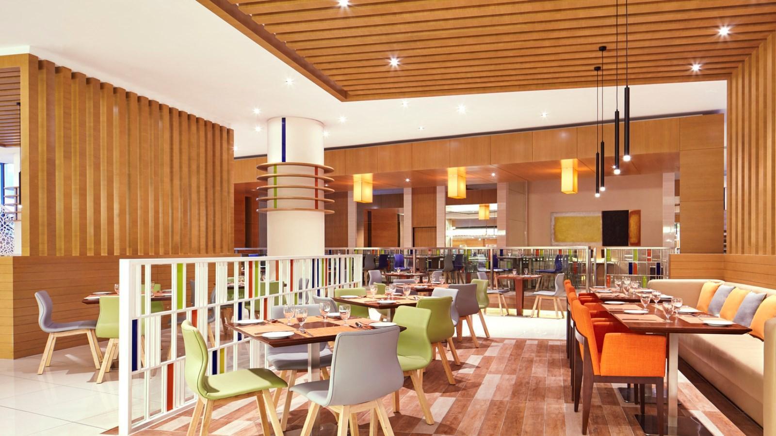 Four Points By Sheraton Puchong Εξωτερικό φωτογραφία